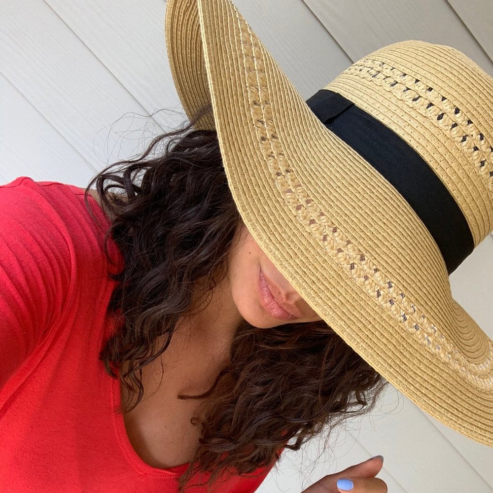 Large Beach Hat with Black Band